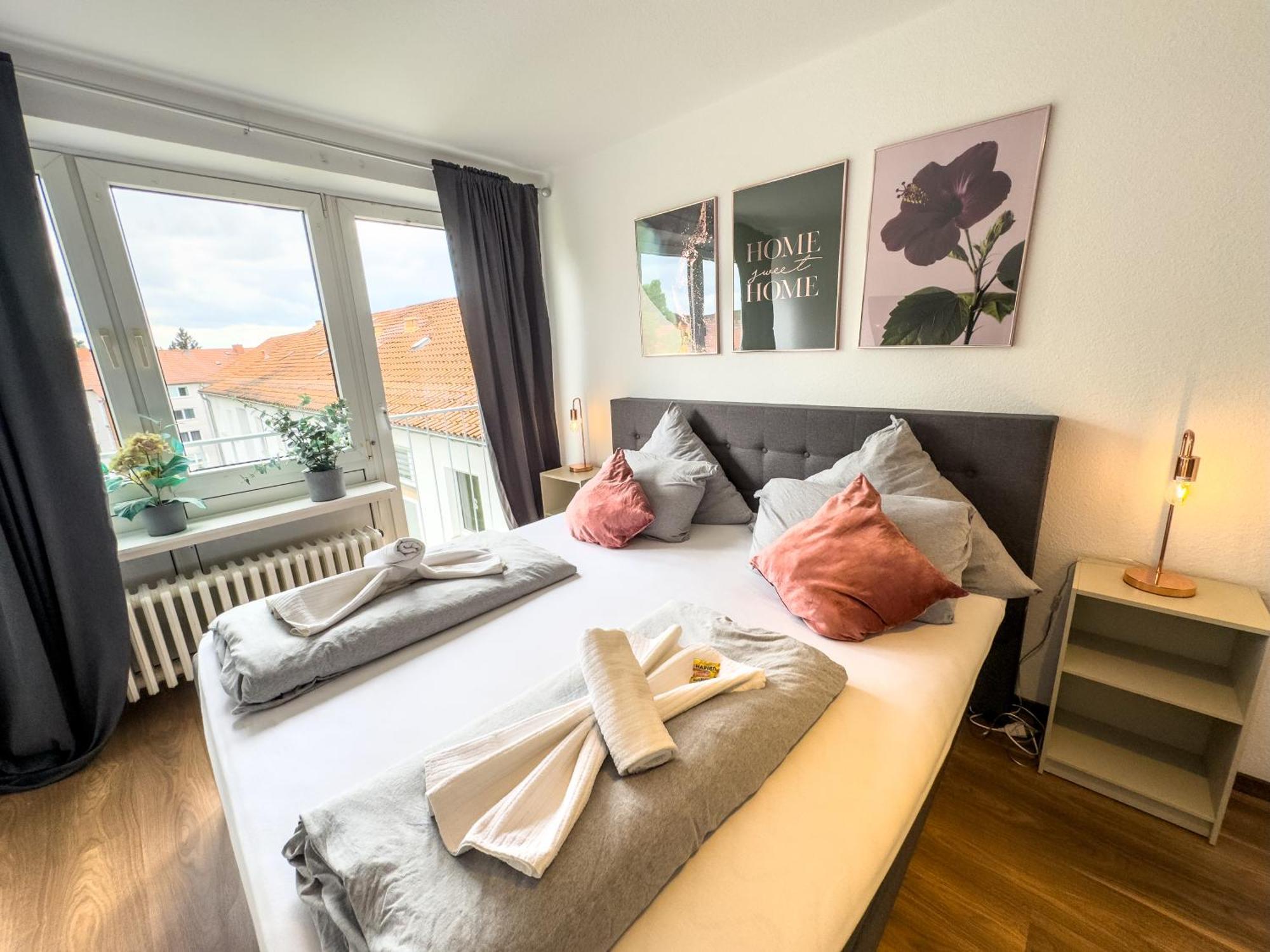 Apartment Fuer 3 Gaeste Kostenlose Parkplaetze Und Lift Ганновер Экстерьер фото